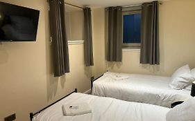 Twin Room With En-Suite