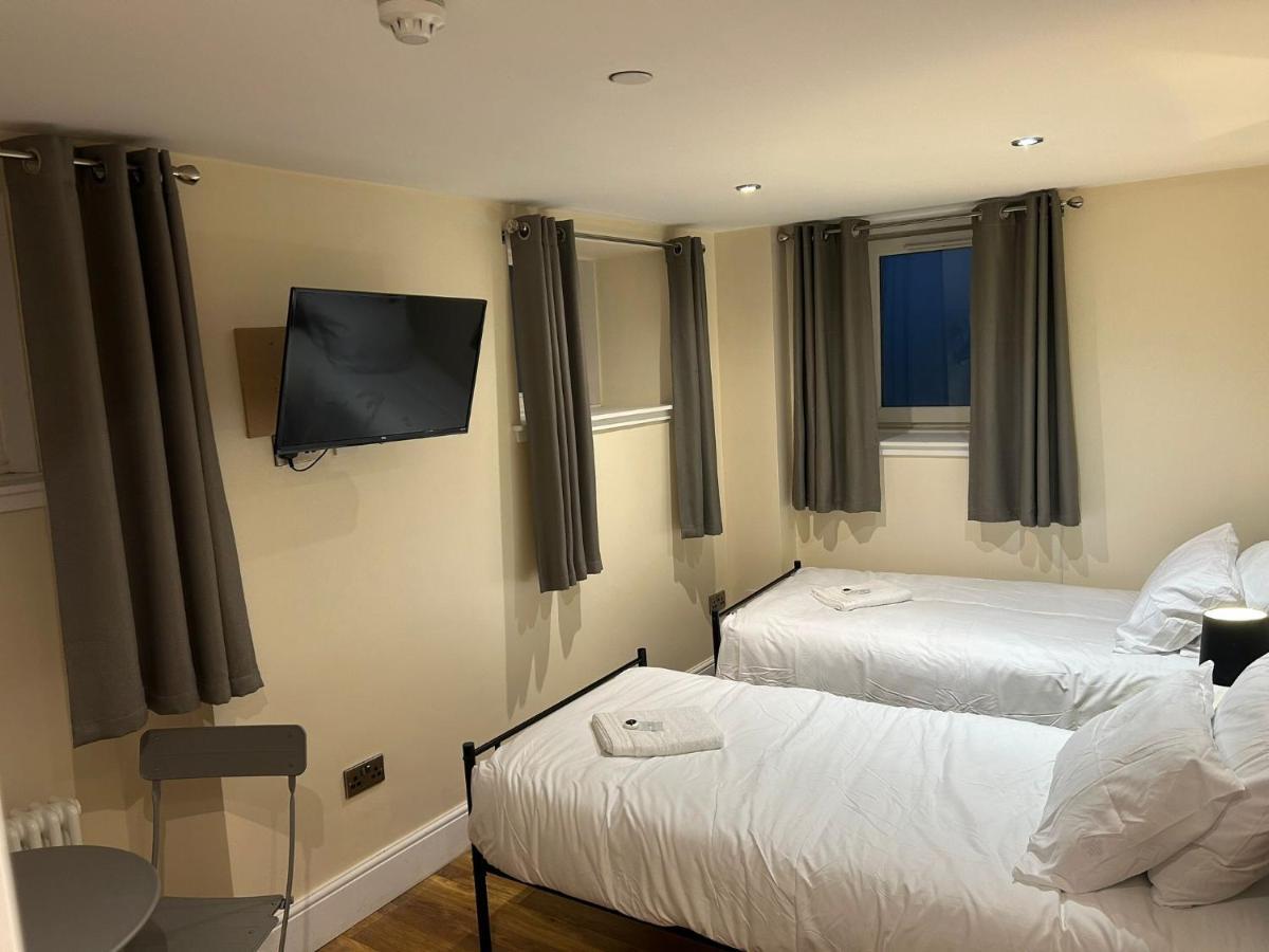 Twin Room With En-Suite Edimburgo Esterno foto