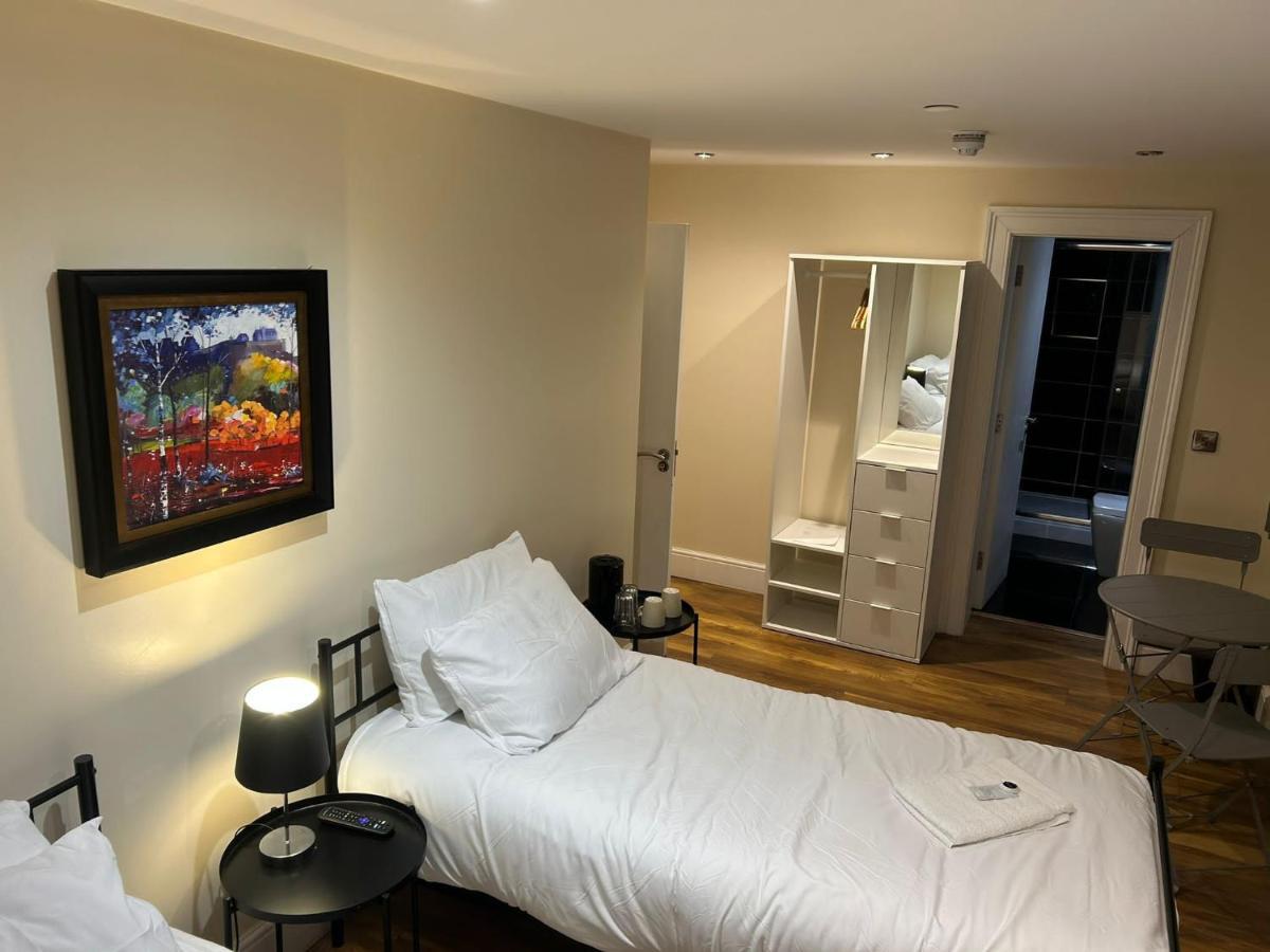 Twin Room With En-Suite Edimburgo Esterno foto